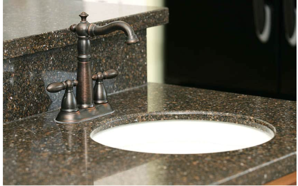 oil-rubbed bronze finish 