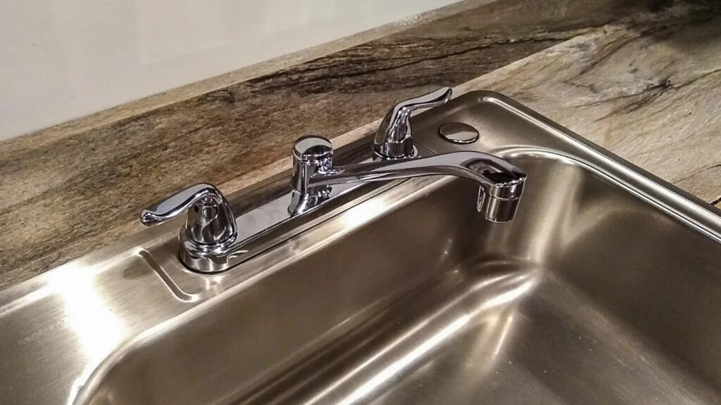 Faucet kitchen sink